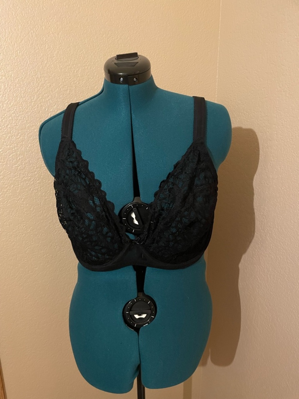 Glamorise Black Lace Underwire Support Bra